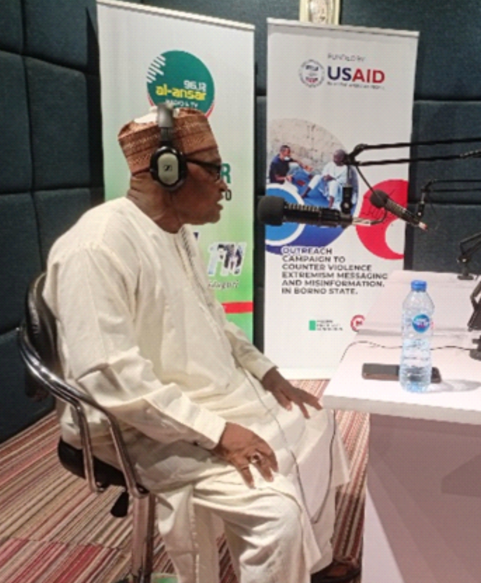 Mecomhedi Radio tour